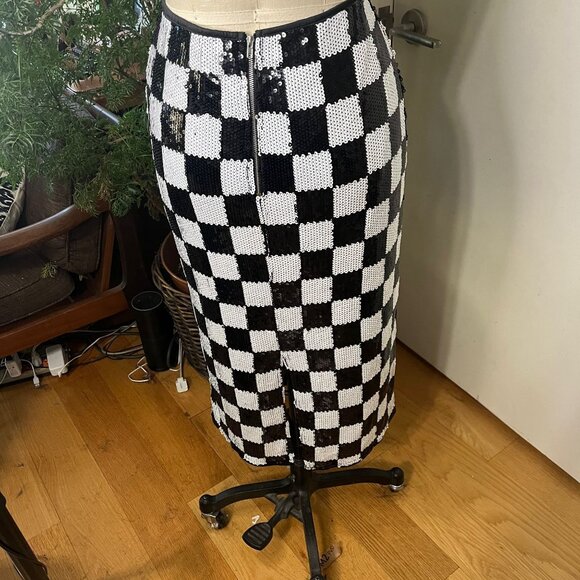 EN SAISON Sequined Checkerboard Midi Skirt Size Medium - Picture 6 of 9